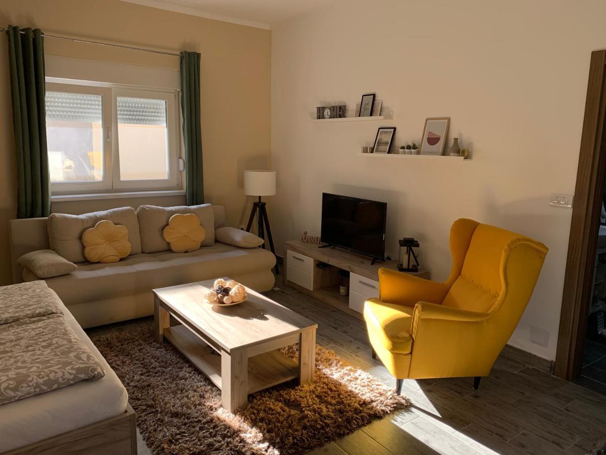 Apartman Hana Sombor Exterior foto